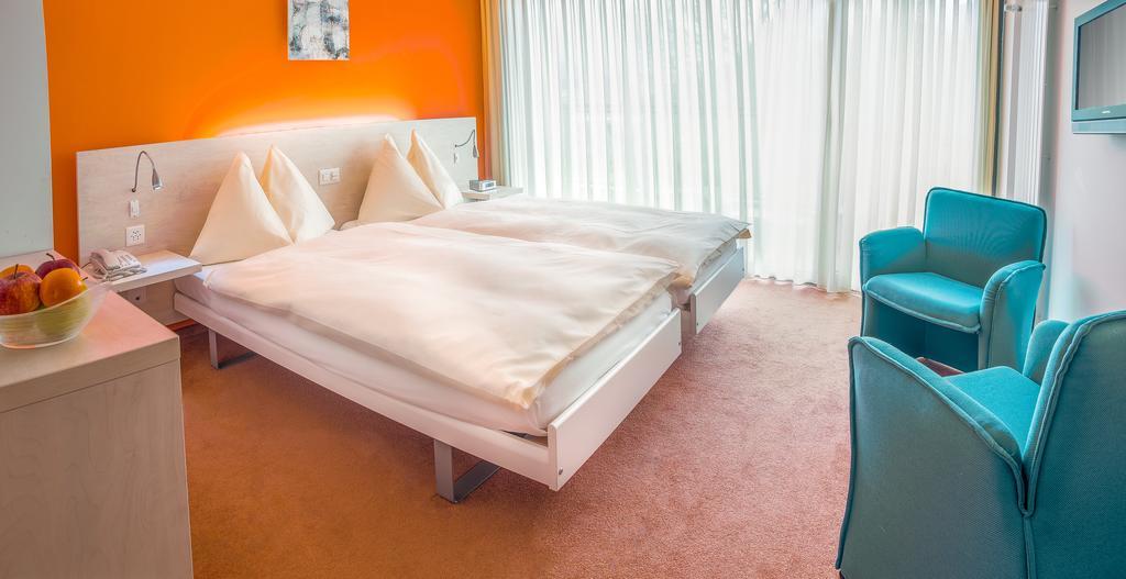 Hotel Unione Bellinzona Rum bild