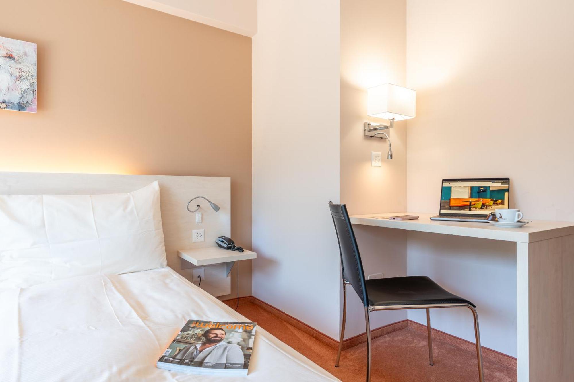Hotel Unione Bellinzona Exteriör bild