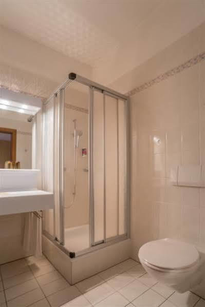 Hotel Unione Bellinzona Exteriör bild